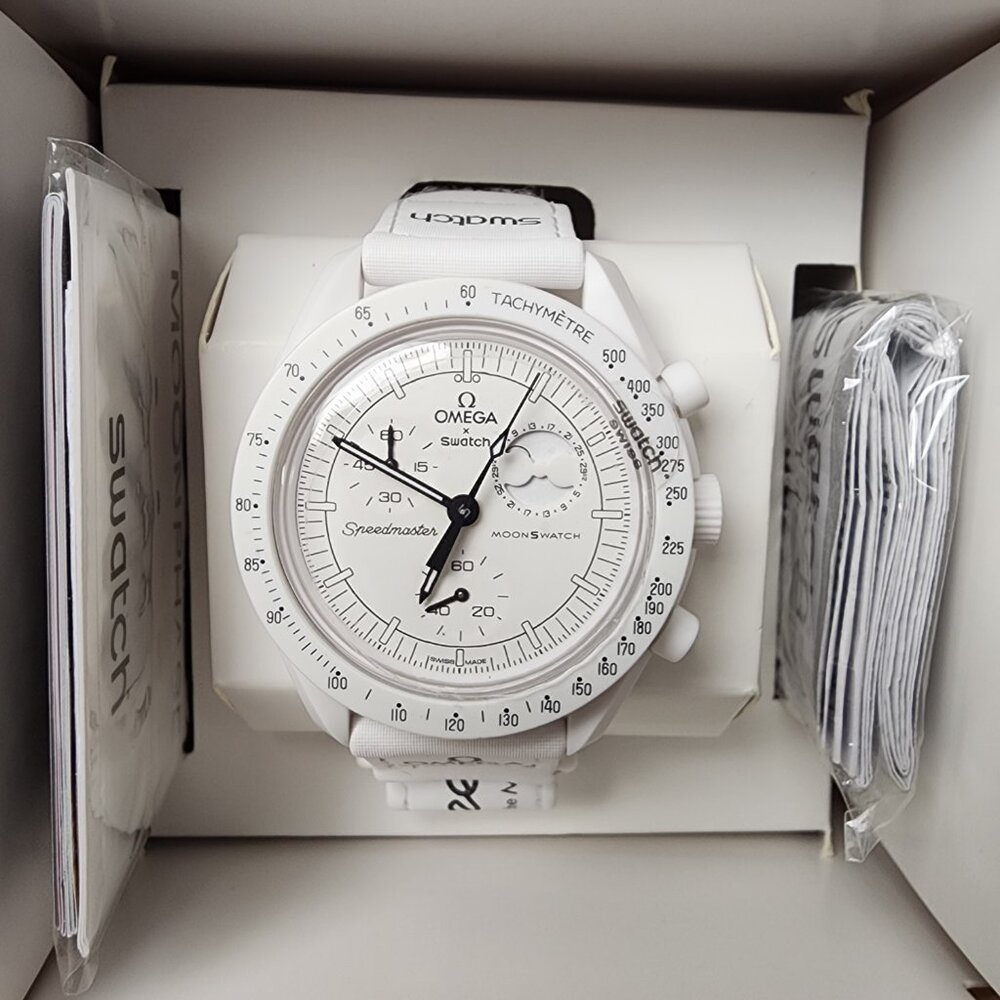 🍊Swatch X Omega Mission To The Moonphase - FULL MOON - Picture 3 of 5